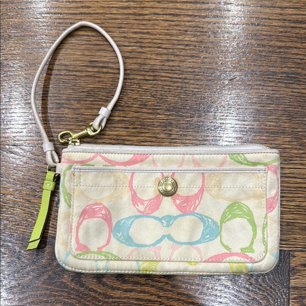 Women’s Multicolor Wristlet Pouch - Pastel Print - Picture 2 of 5